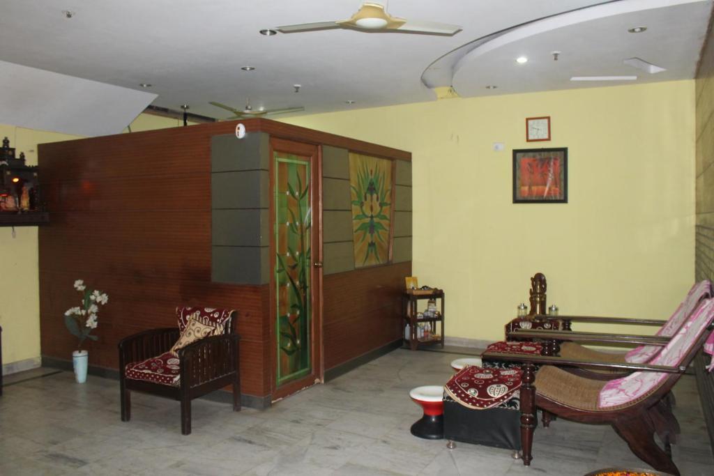 Hotel Apra Inn New Delhi Rum bild